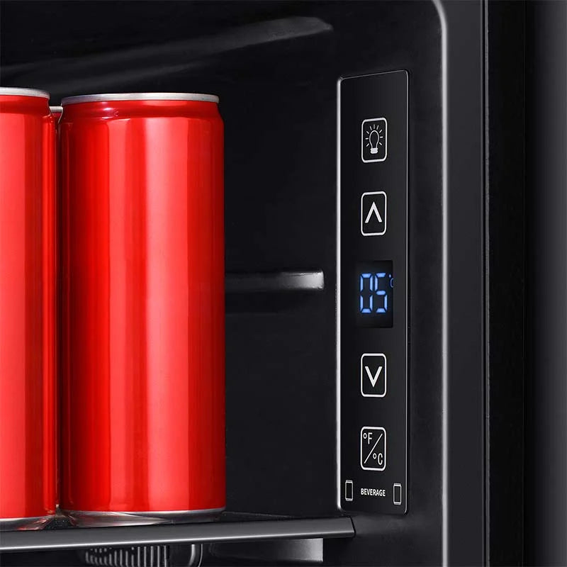 Hisense Beverage Cooler 4.5Cft Glass Door RBC122