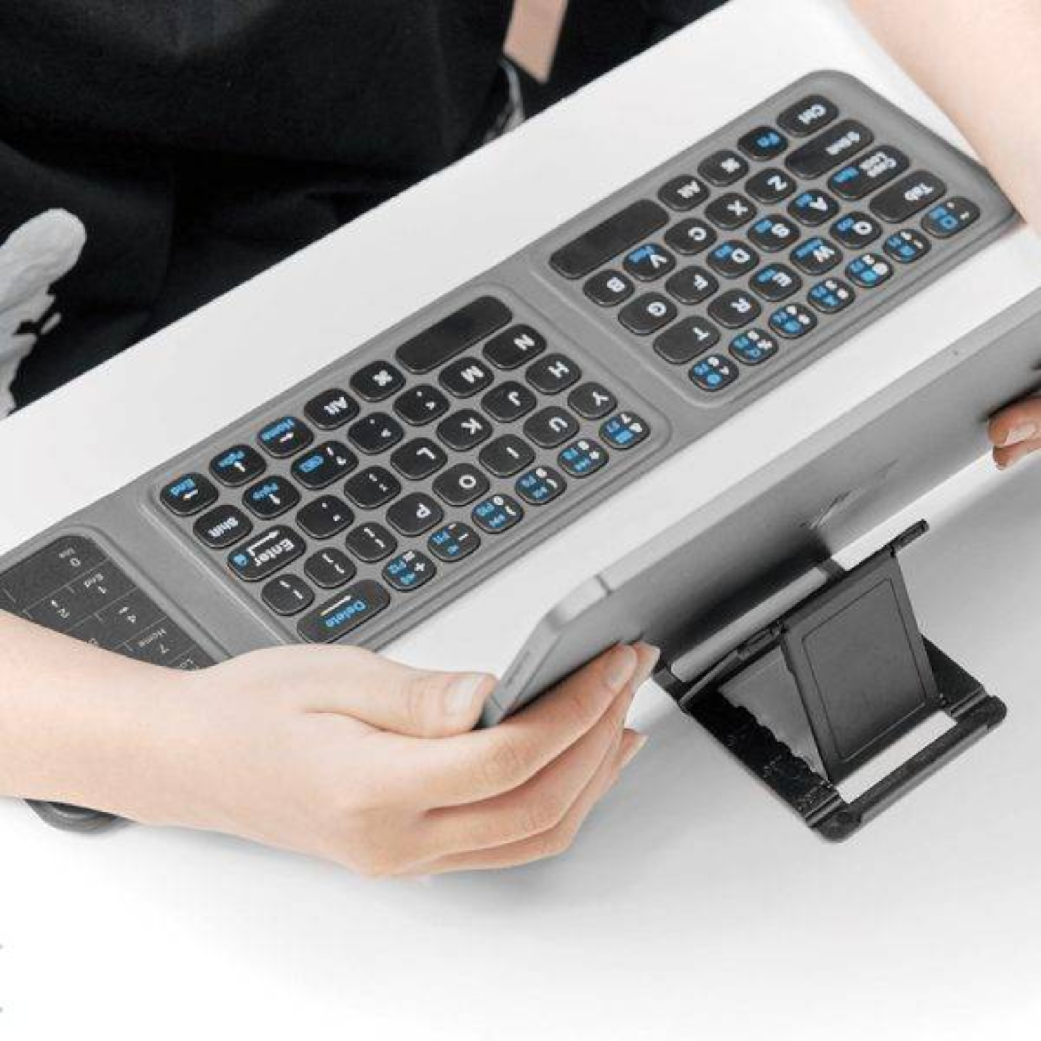 WiWU Foldable Wireless keyboard FMK-05