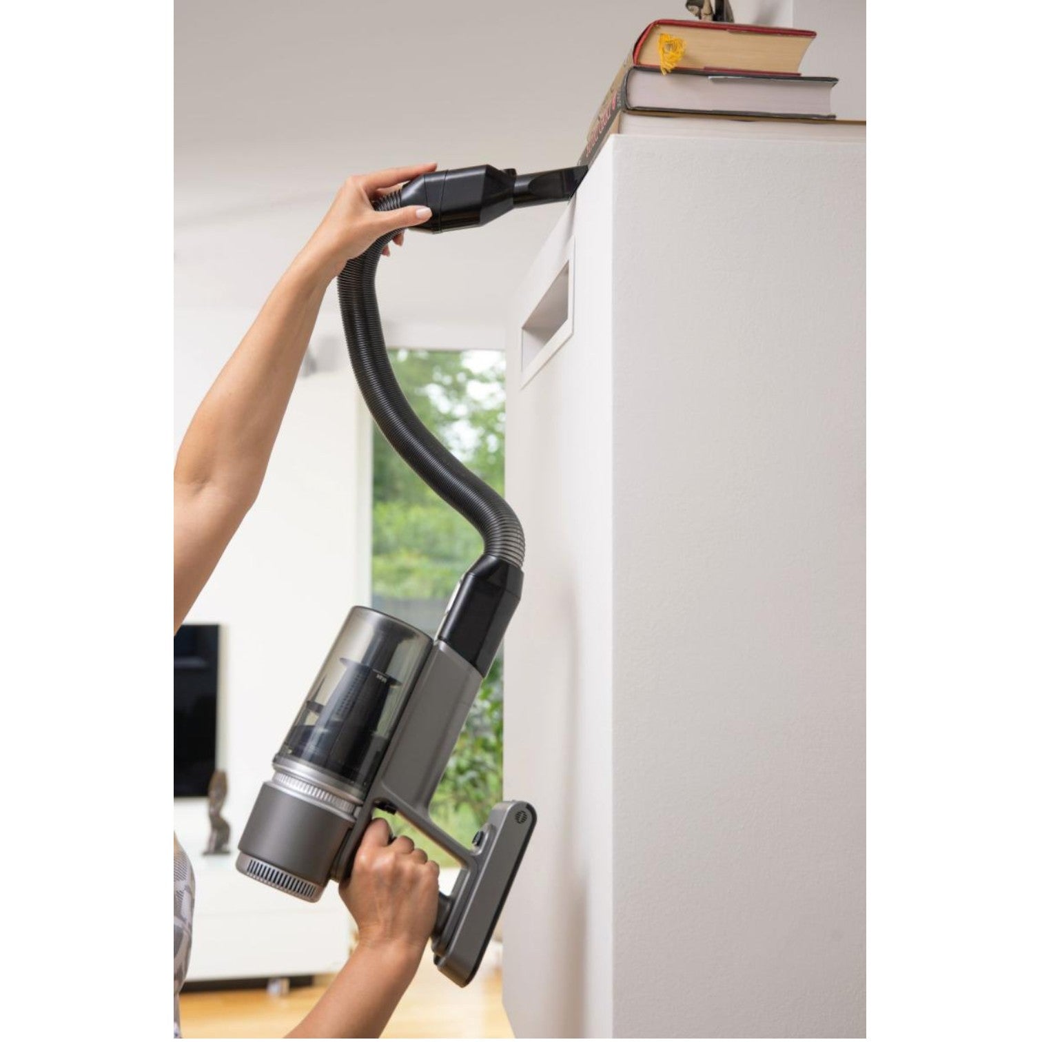 Hisense Stick vacuum cleaner, HI-MOVE IV, 400 Вт, 25.2 В, Inverter Tech HVC6464A